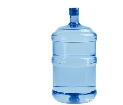 自來(lái)水和桶裝水，誰(shuí)才是健康之選？科學(xué)解析讓你不再困惑